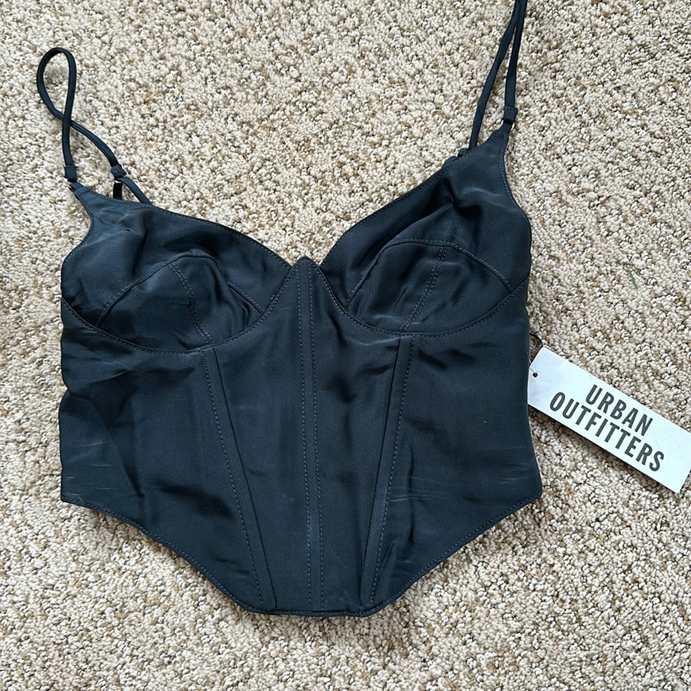 Size XS URBAN going out top